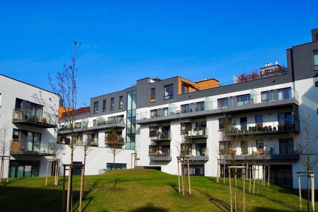 Sarmacka Apartment In Wilanow Warsaw Exterior photo